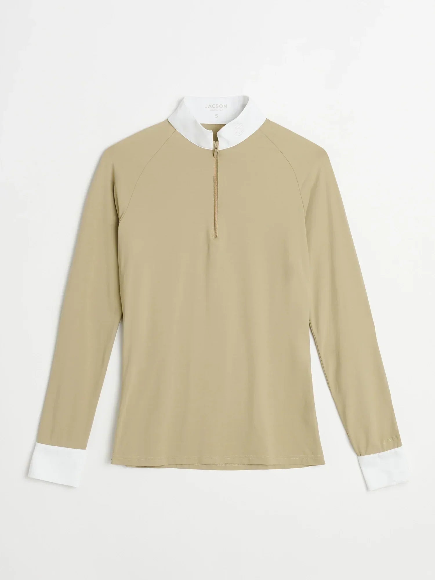 Långärmad tävlingstopp i tekniskt material med 1/2 zip, ståkrage med rundad framkant och vit manchett. Snabbtorkande och andas för optimal komfort.